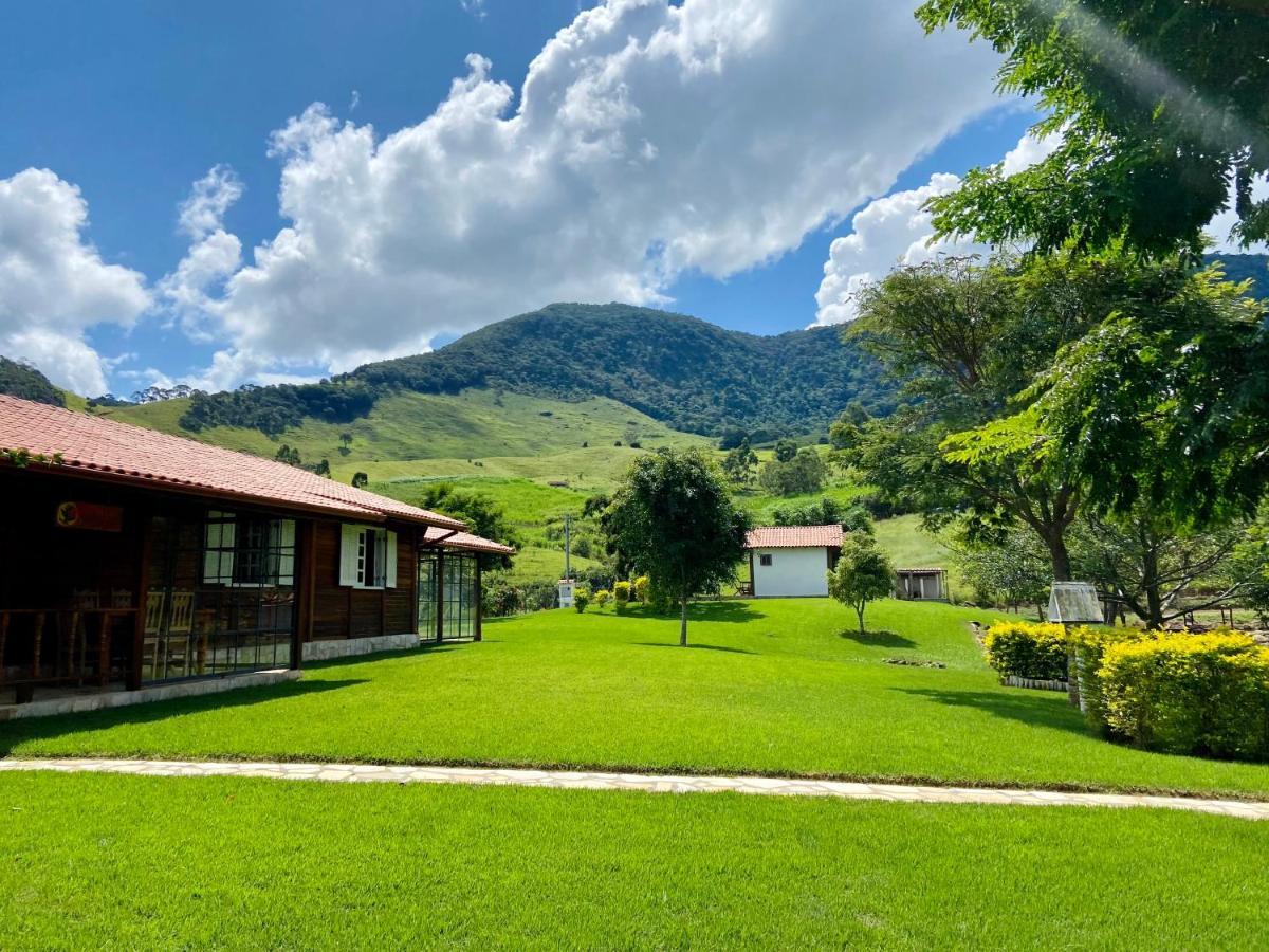 Villa Quinta Do Papagaio Pouso Alto Esterno foto